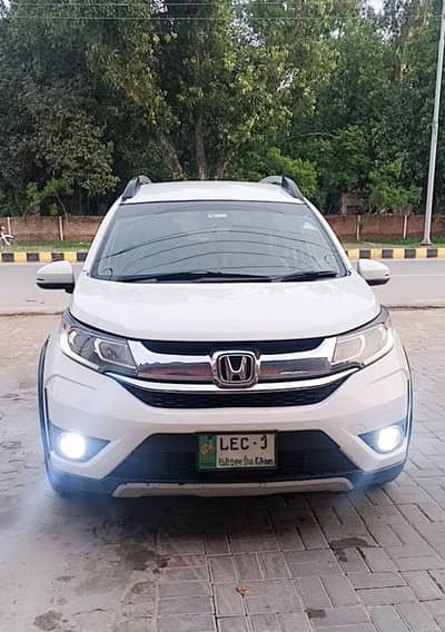 Honda BR-V 2018 Model Lahore Registered