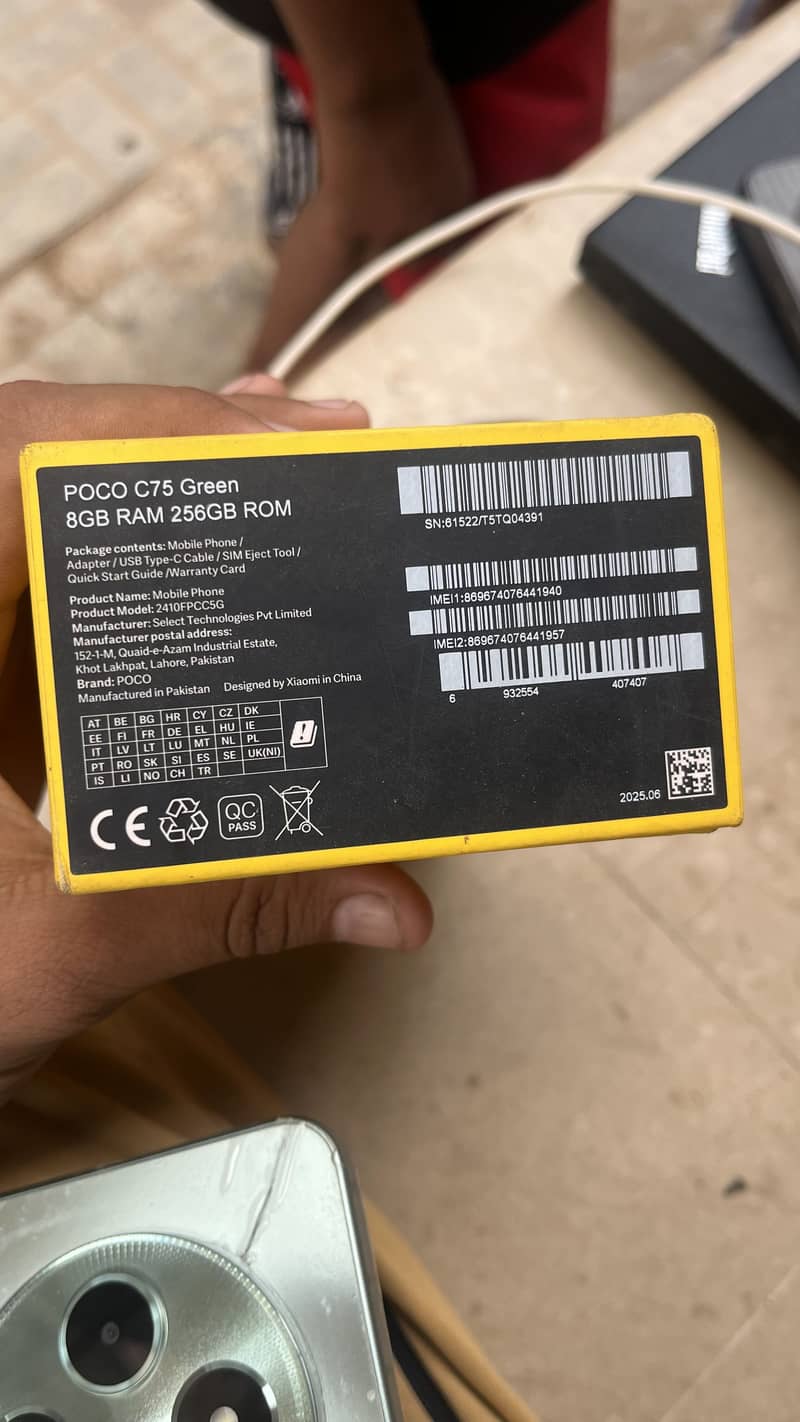POCO C75 10