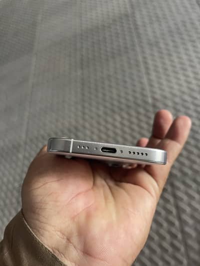 Apple iPhone 16 Pro white 03035108847
