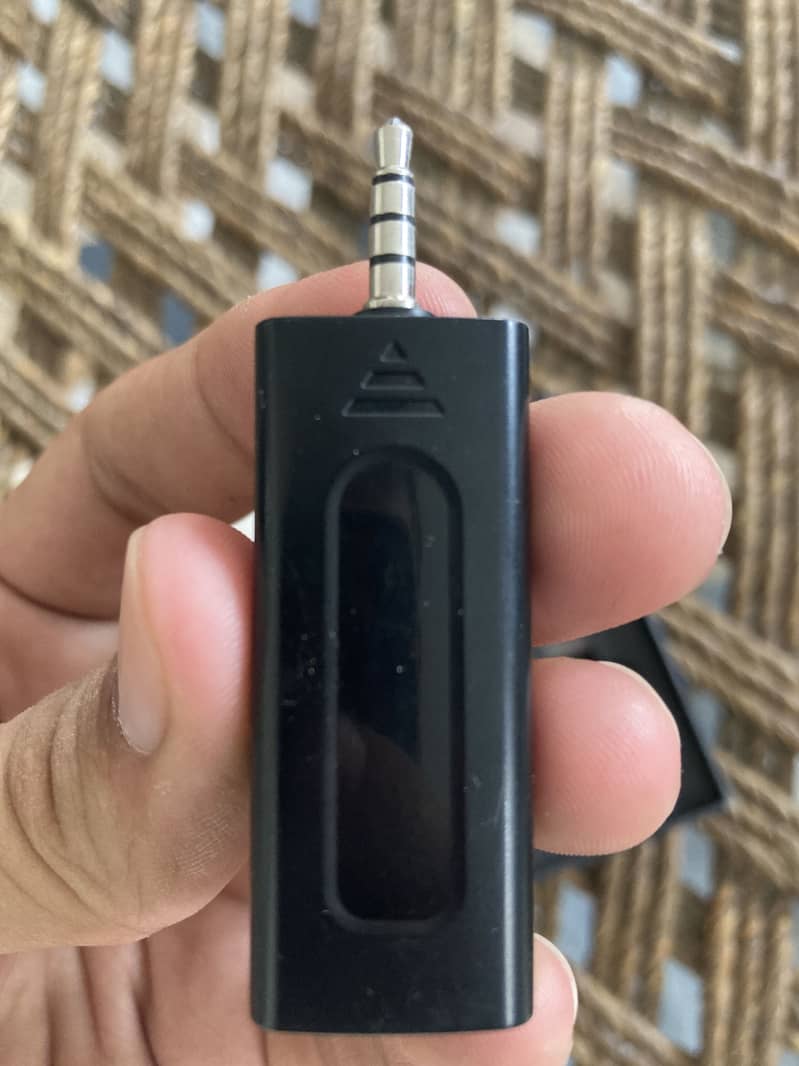 Wireless microphone 1