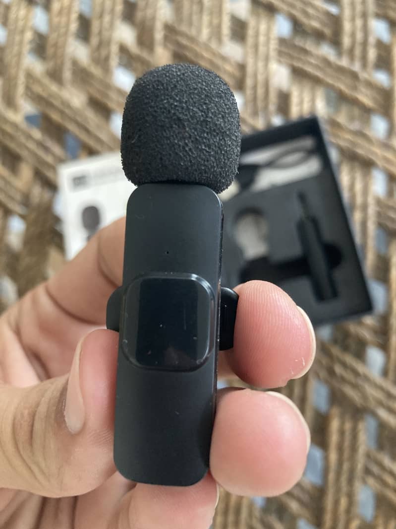 Wireless microphone 2