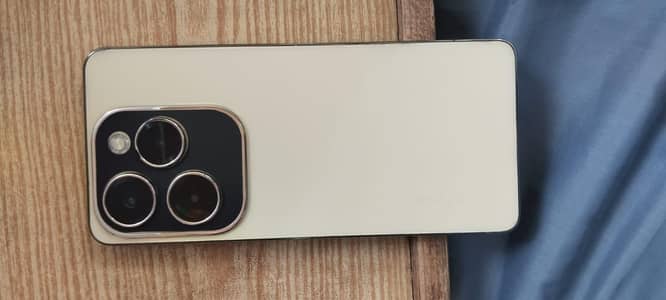 Infinix Hot 40 Pro (8gb-256gb)