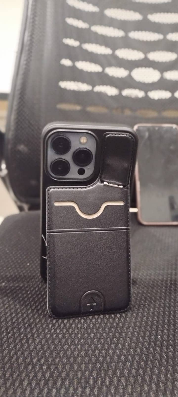 Apple iPhone 13 Pro 0