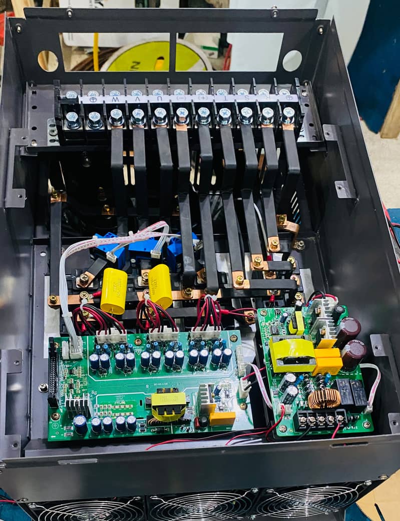 Industrial VFD Drive/3 Phase Solar Inverter for Ata Chakki/Tubewall 0