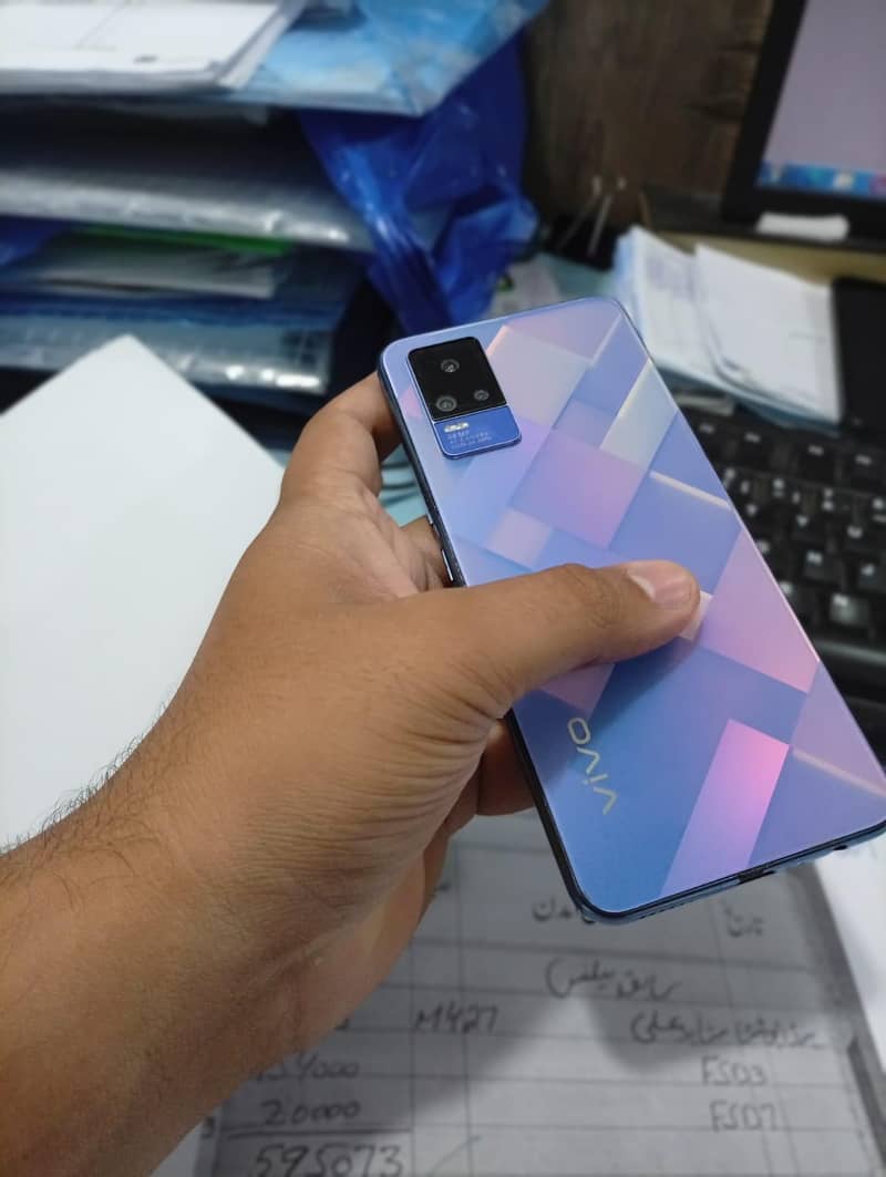 Vivo V21e 6
