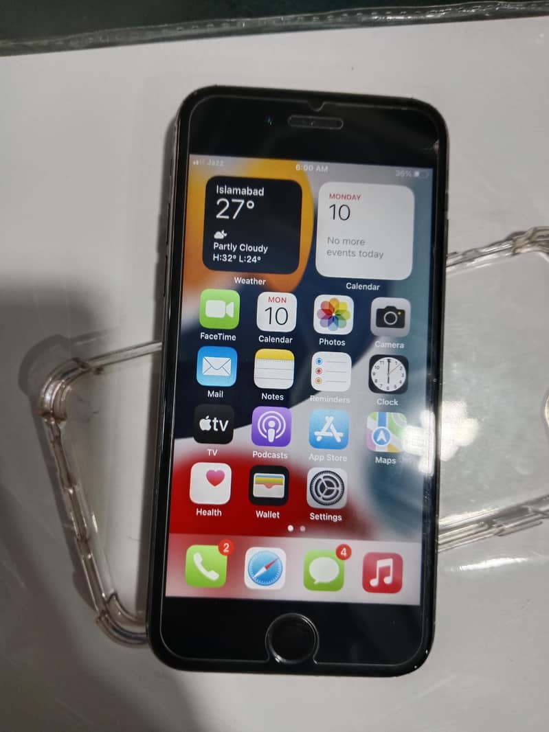 Apple iPhone 7 0
