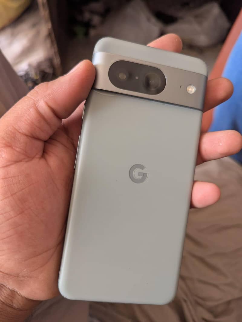 Google Pixel 8 3