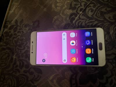 It's a Samsung Galaxy c7
