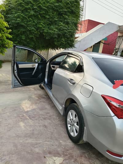 Toyota Altis Grande 2015