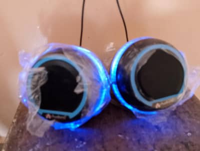 this my speaker and ma is ko sell kar raha ho