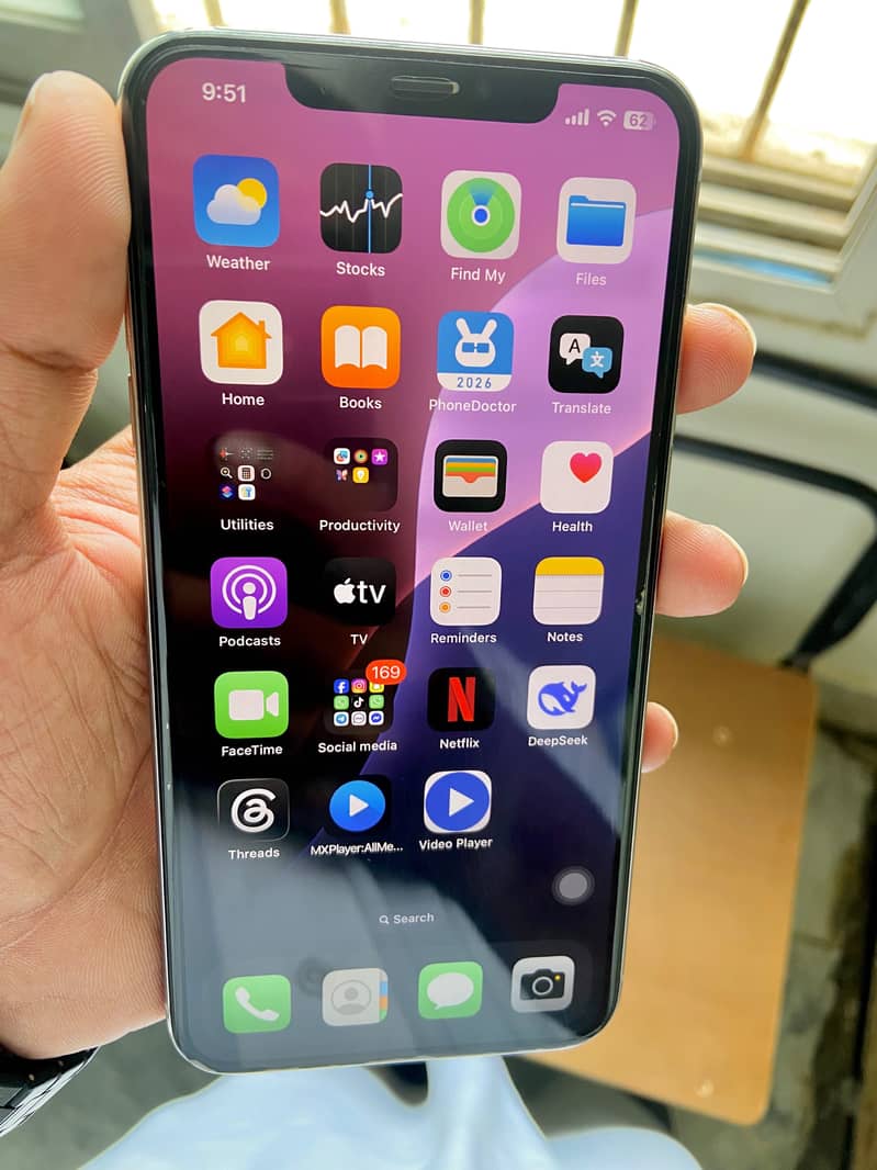 iPhone  Xs max 2