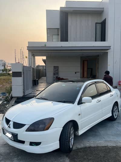 Mitsubishi Lancer 2004 1.6 Auto Sunroof