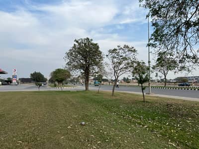 12.5 Marla Plot For Sale In Lake City Sector M-6