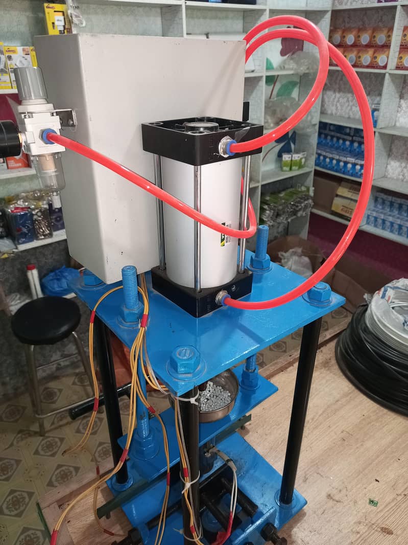 Data Cable Making Molding Machine 2