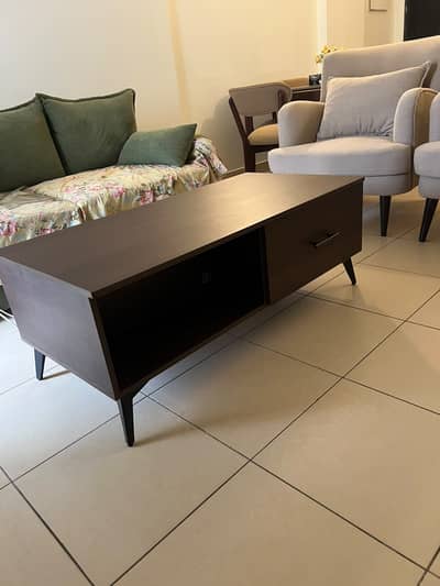 Coffee Center Table | Modern Design | Clean Good Condition