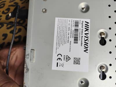 HIKVISION DVR LIKE NEW with 1TB HHD