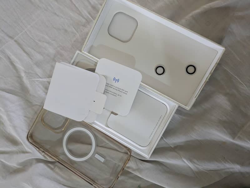 Apple iPhone 15 Pro Max 6