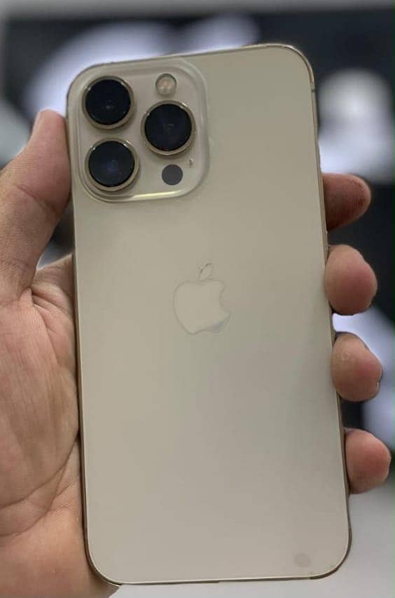 Apple iPhone 13 Pro 2