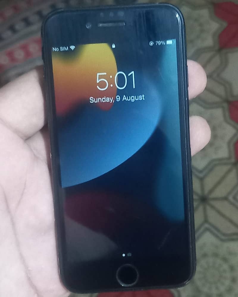Apple iPhone 7 1