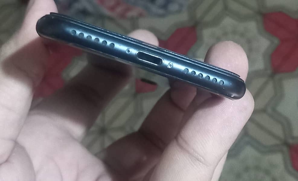 Apple iPhone 7 5