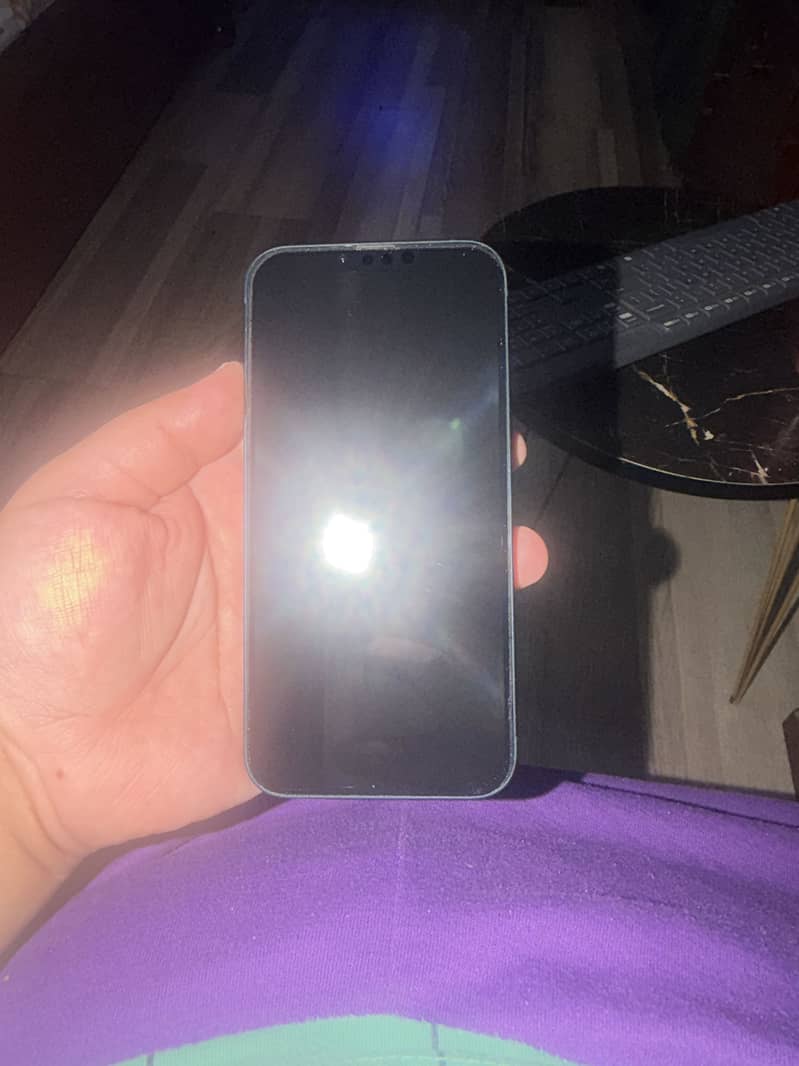 iPhone 14 9