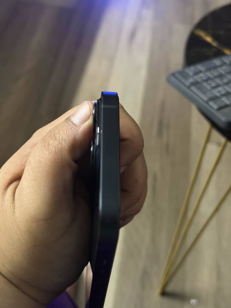 iPhone 14 15