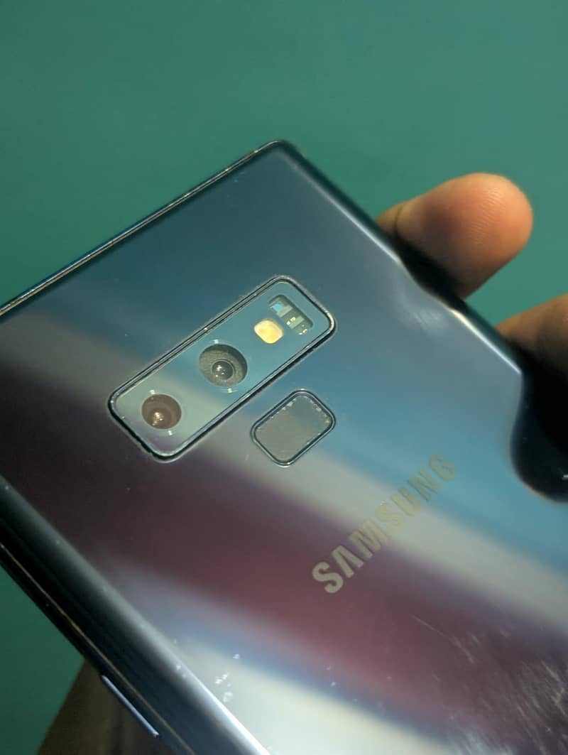 Samsung Mobile Note 9 1