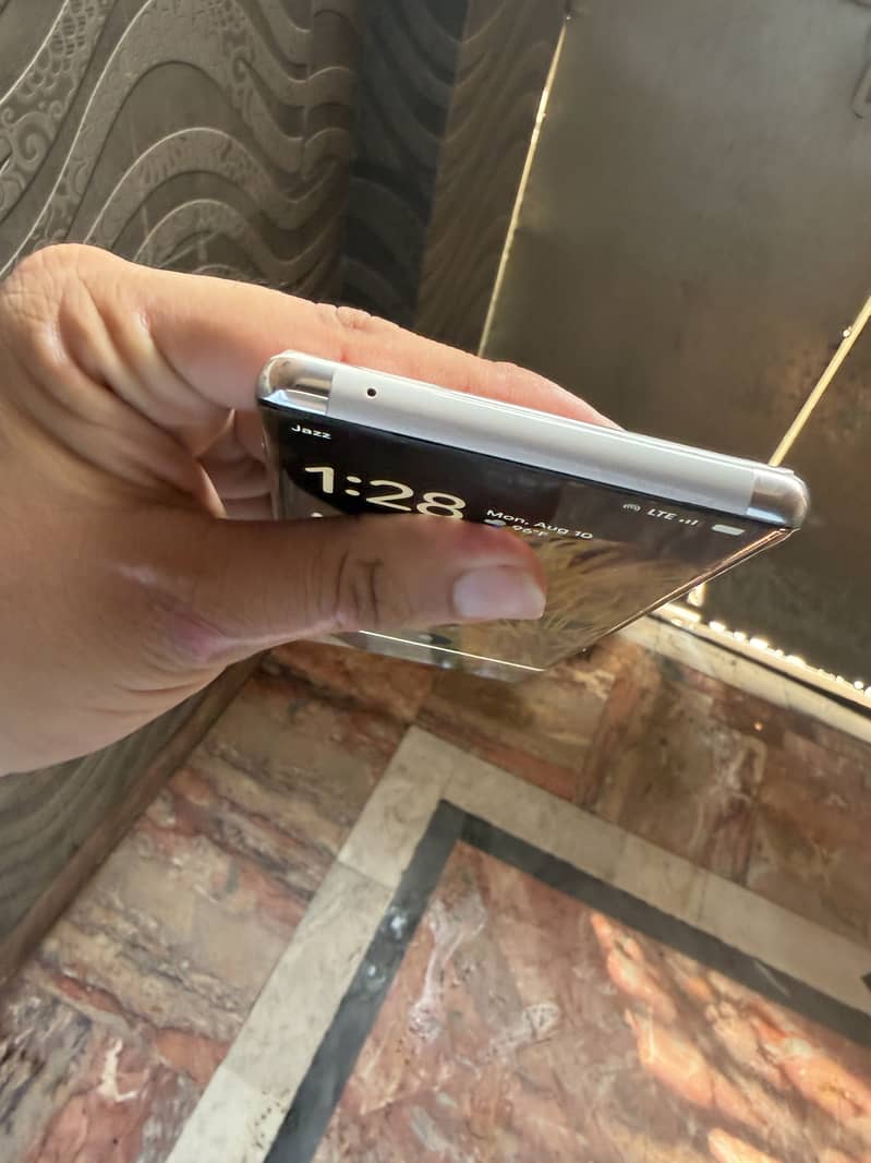Google Pixel 6 Pro 9