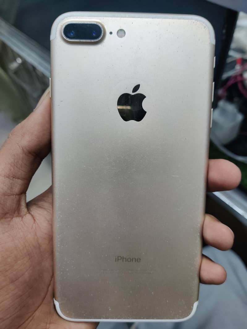 Apple iPhone 7 Plus 0