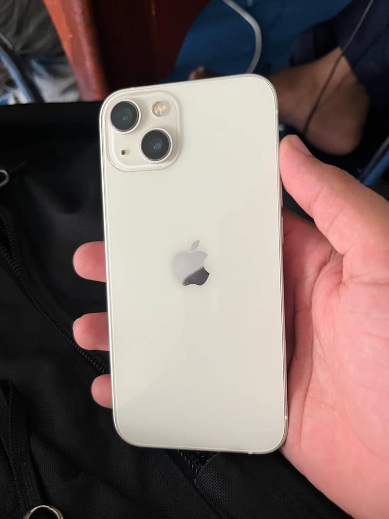 Apple iPhone 13 0