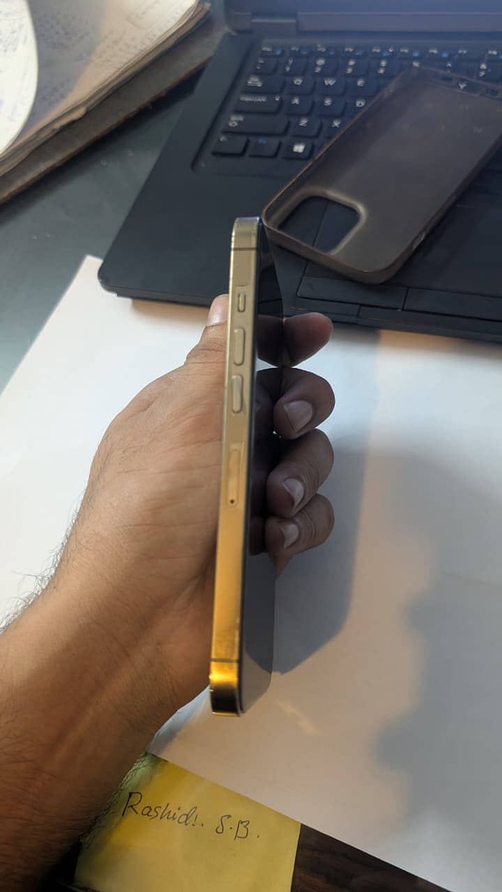 Apple iPhone 13 Pro 5