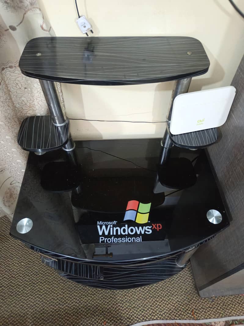 computer trolley 2
