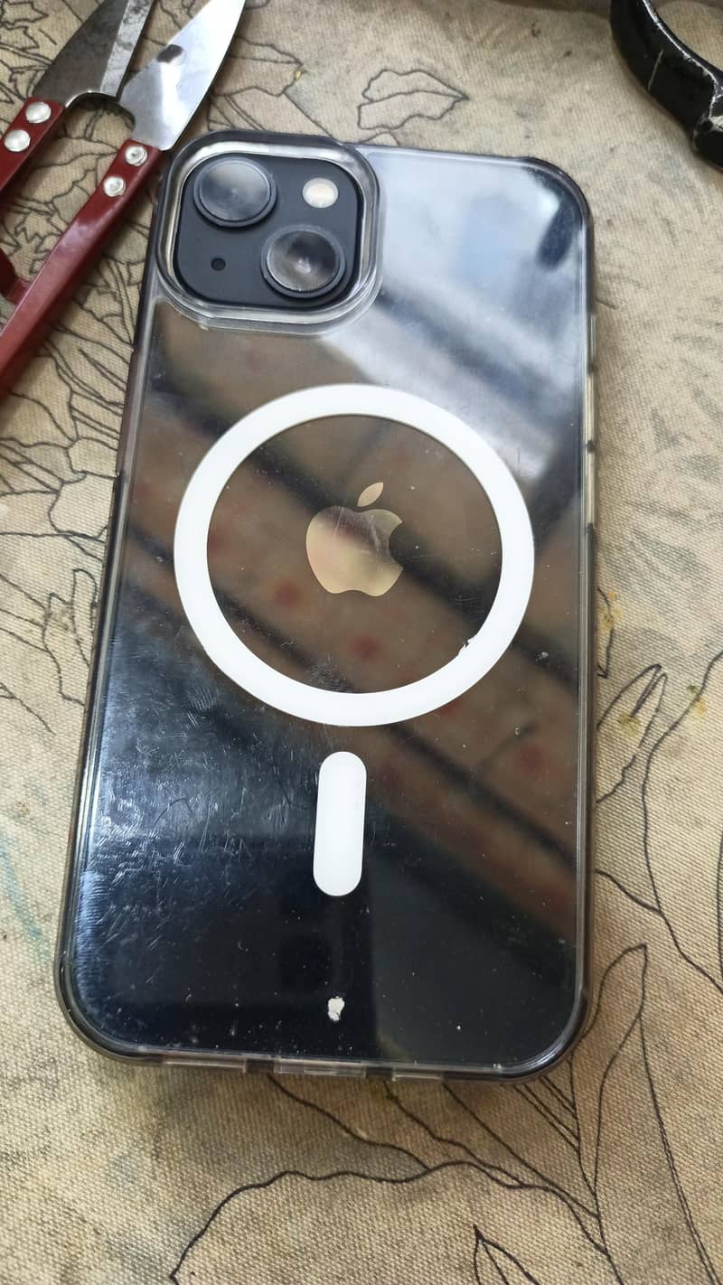 Apple iPhone 13 2