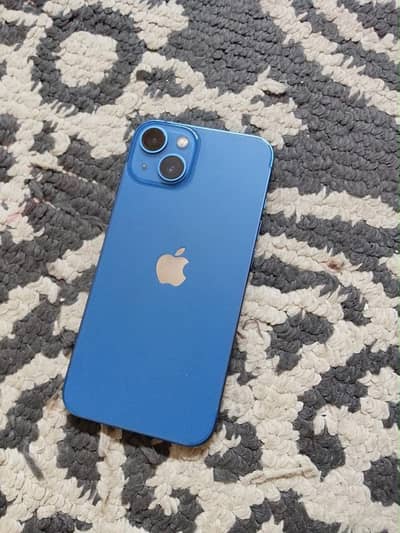 Apple iPhone 13