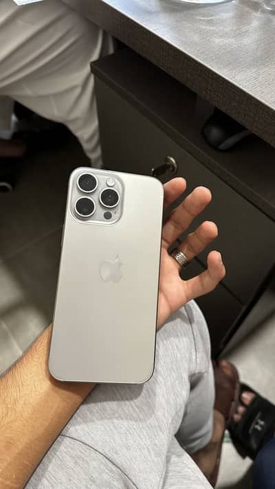 Apple iPhone 15 Pro