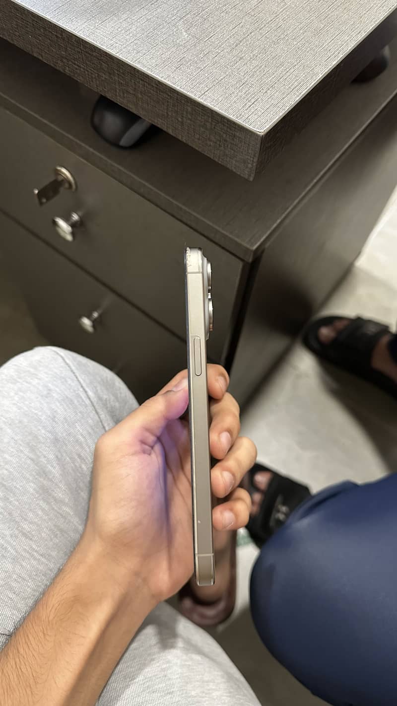 Apple iPhone 15 Pro 5