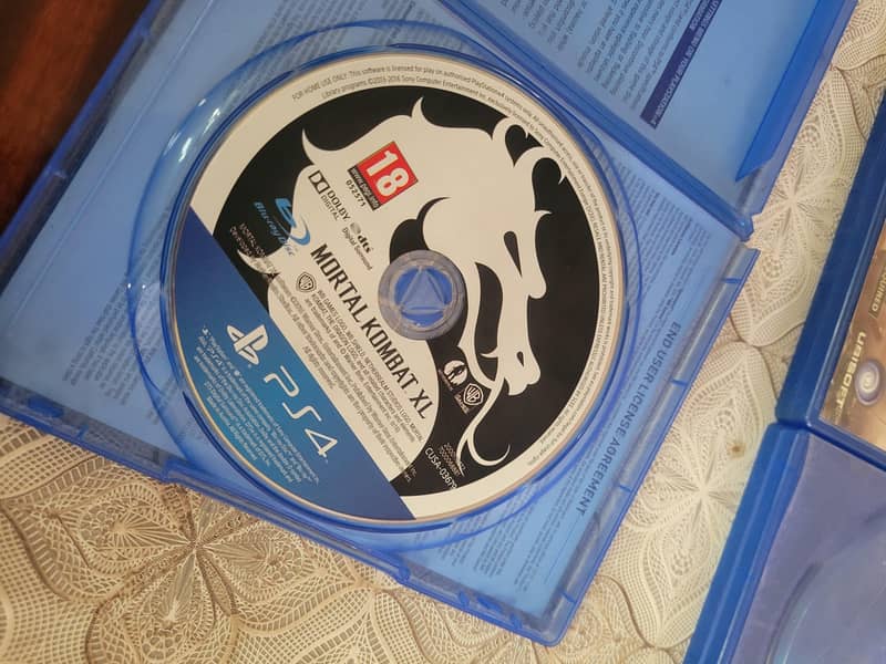 ps 4 cds 1