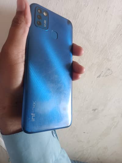 Infinix smart 6. (3 64)