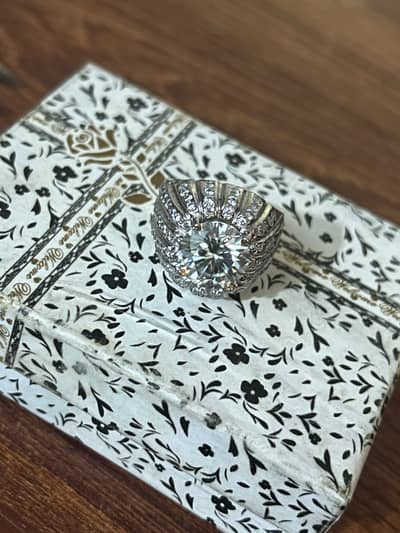 New Ring Pure Chandii 17000 ki li thi thori der pehle . New Condition
