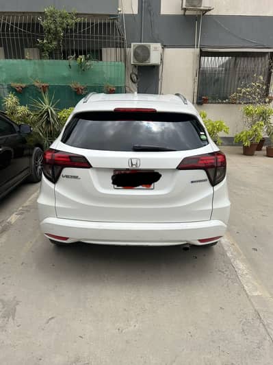 Honda Vezel 2015