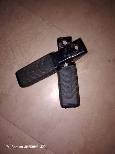 Honda cd 70 ka jeniune foot pad for sale no used