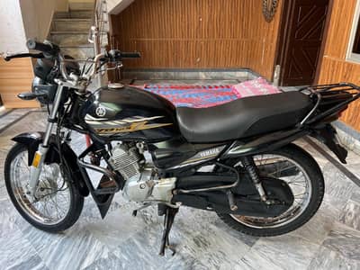 Yamaha yb125z 2020 model