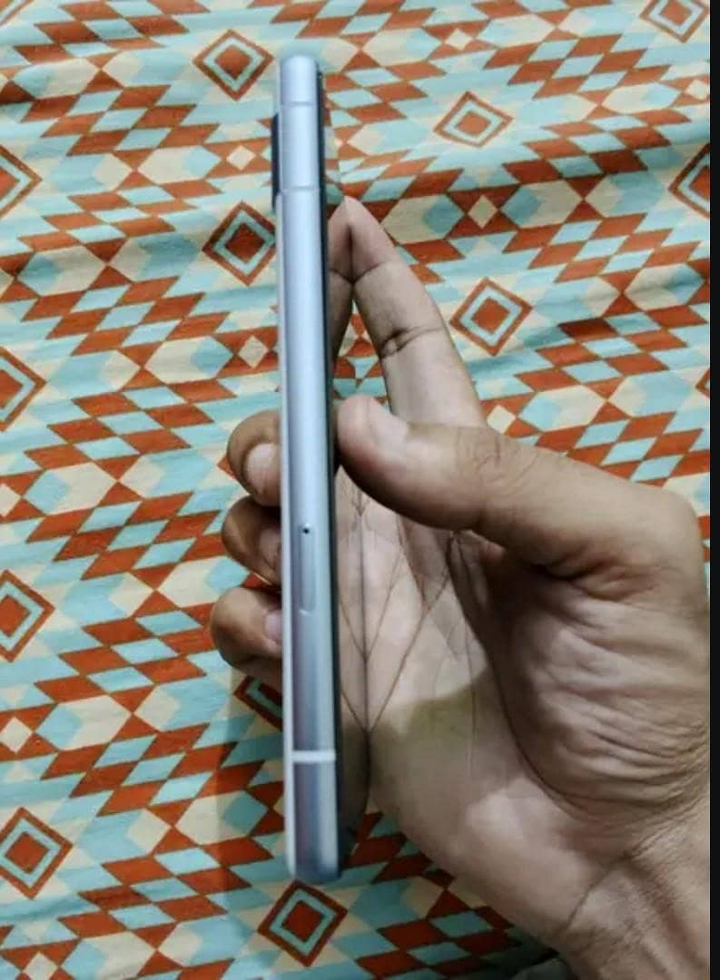 Google Pixel 7a 1