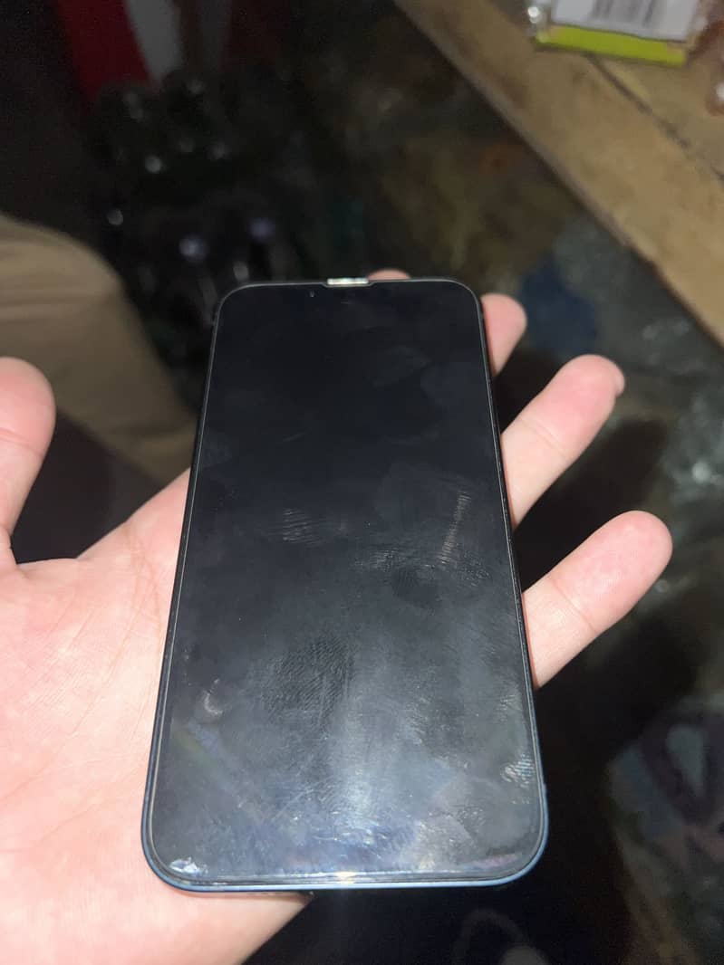 Apple iPhone 13 1