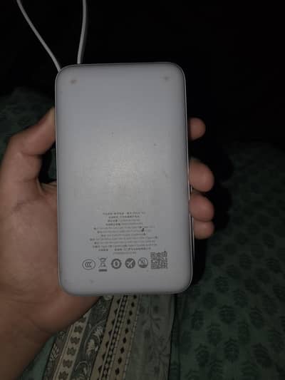 romoss fast charging power bank