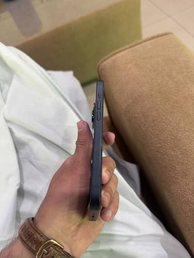 Apple iPhone 14