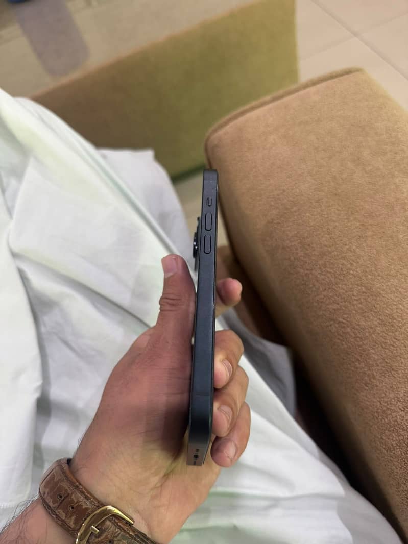 Apple iPhone 14 0