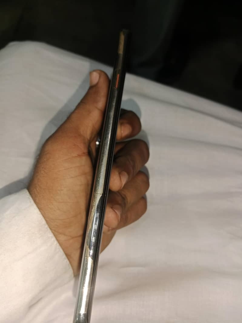 Tecno CAMON 40 Pro 0