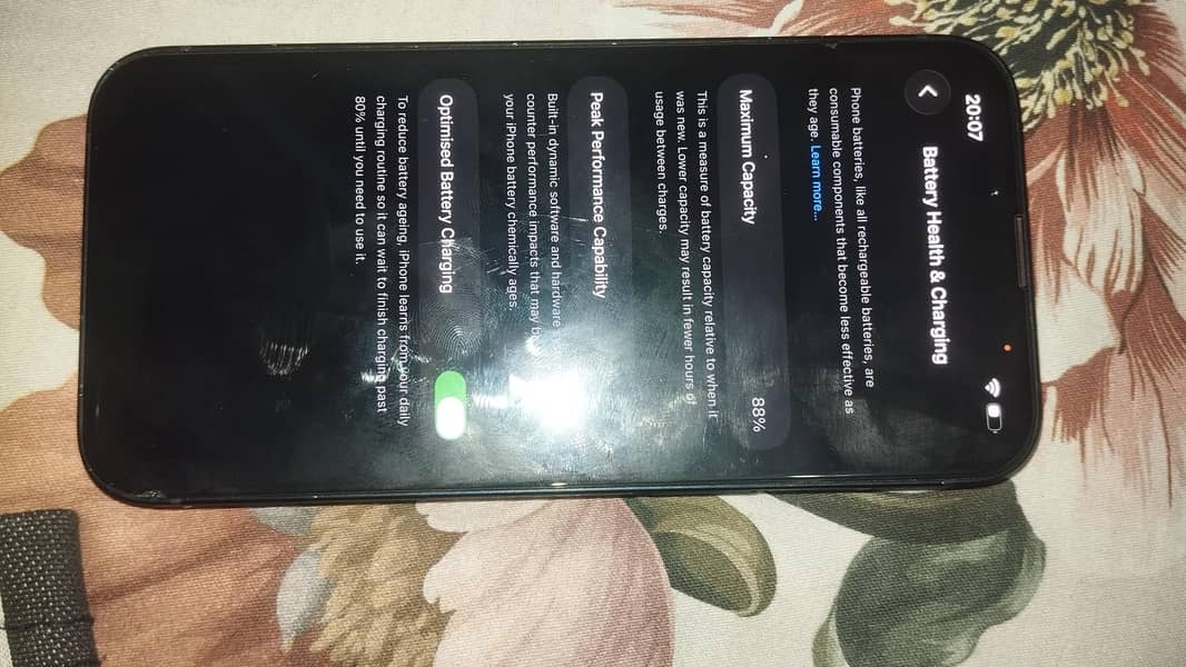 Apple iPhone 14 3