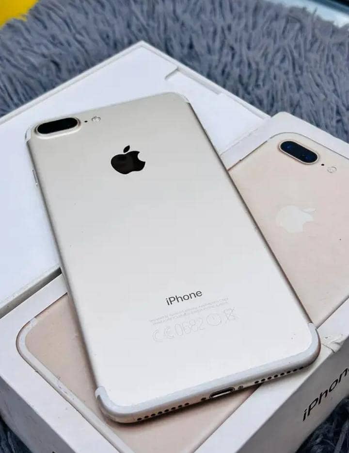 Apple iPhone 7 Plus 2